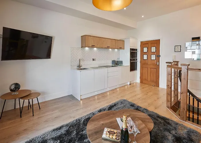 Ocean Pearl ウィットビー