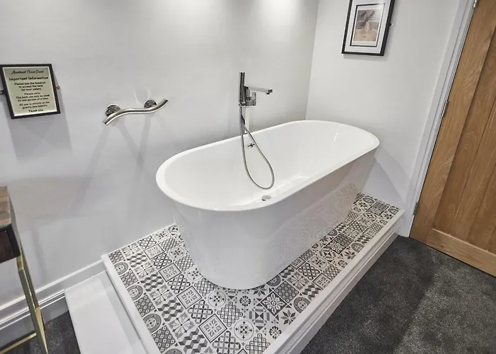 Ocean Pearl * ウィットビー